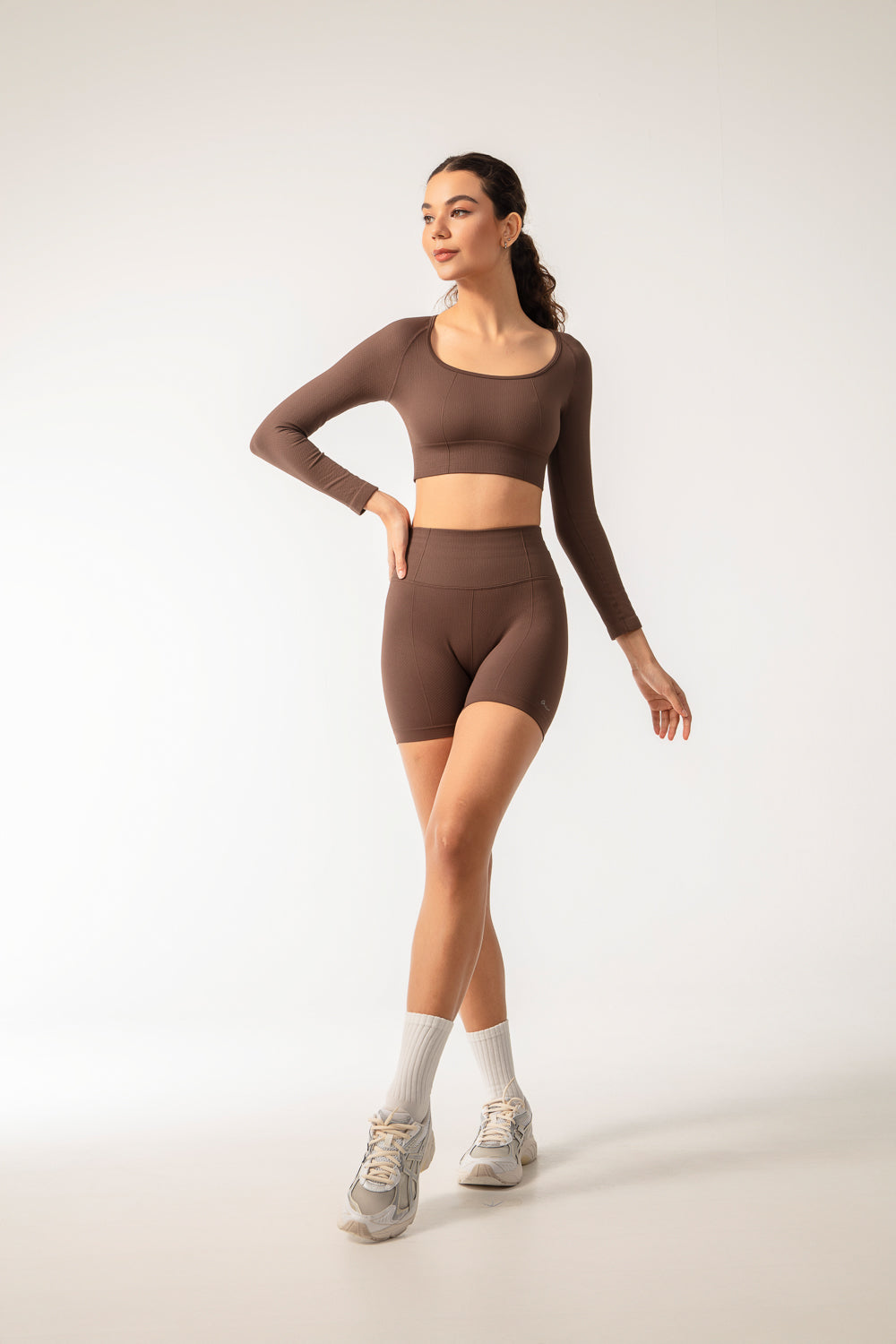 TERRA Crop Top - Mocha